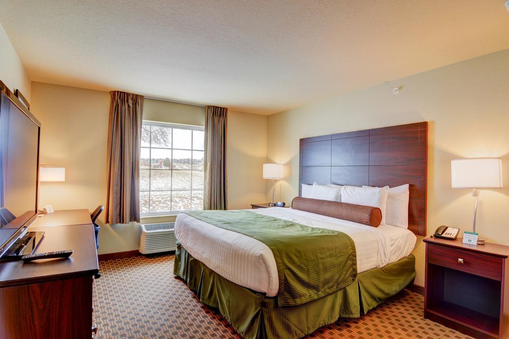 Cobblestone Hotel & Suites - Punxsutawney Bagian luar foto