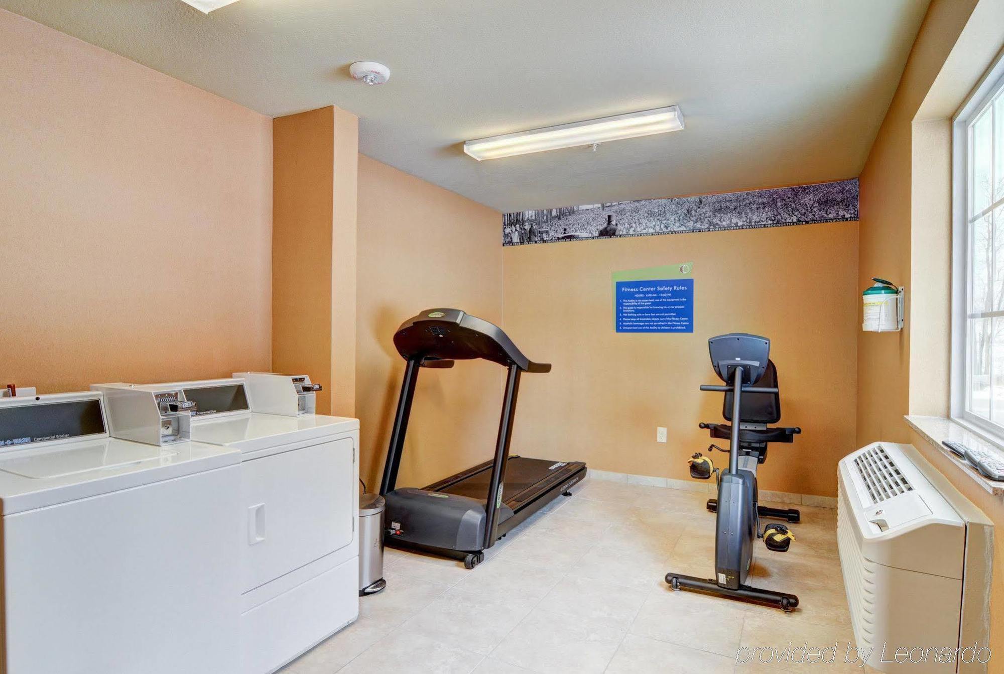 Cobblestone Hotel & Suites - Punxsutawney Bagian luar foto